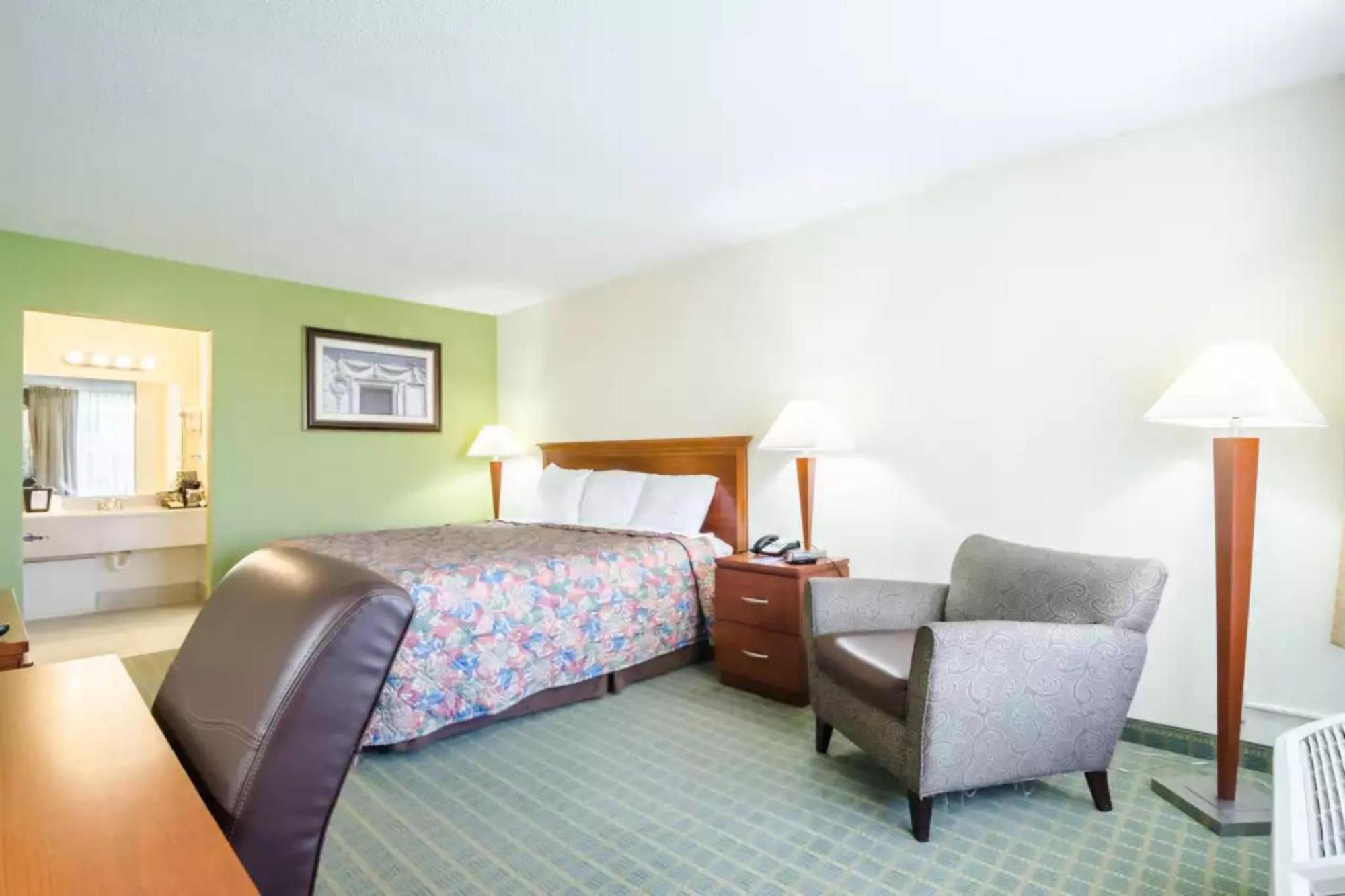 Oyo Hotel Greensboro East I 40 Extérieur photo
