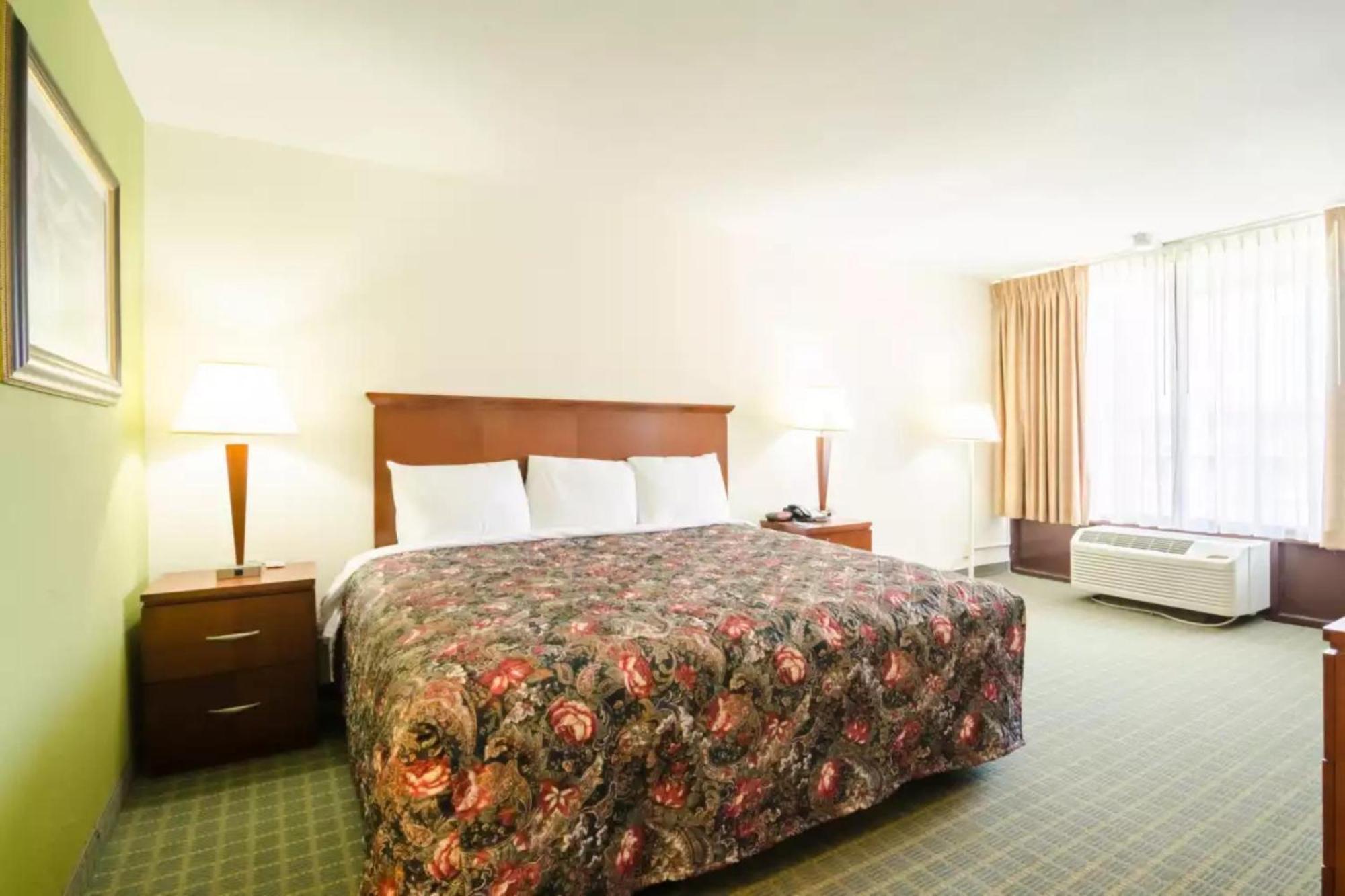 Oyo Hotel Greensboro East I 40 Extérieur photo