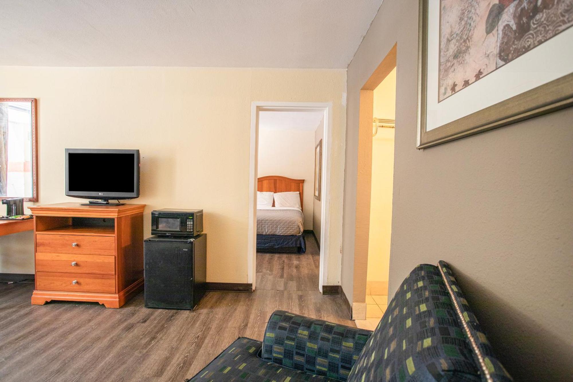 Oyo Hotel Greensboro East I 40 Extérieur photo