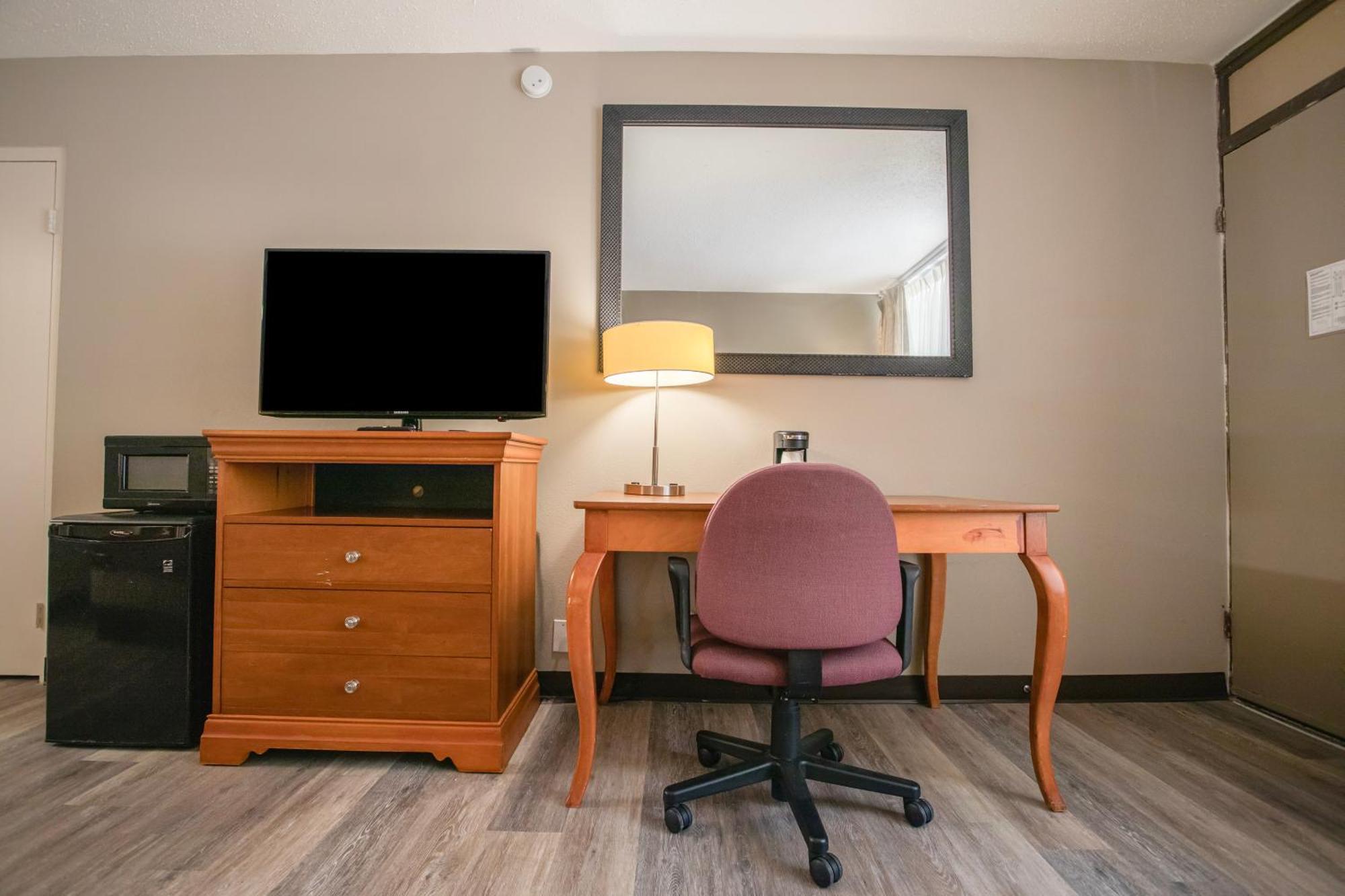Oyo Hotel Greensboro East I 40 Extérieur photo
